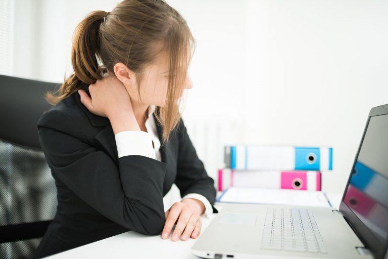 Beállt nyak, nyakmerevség